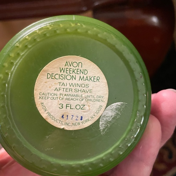 Avon bottle - Picture 5 of 5